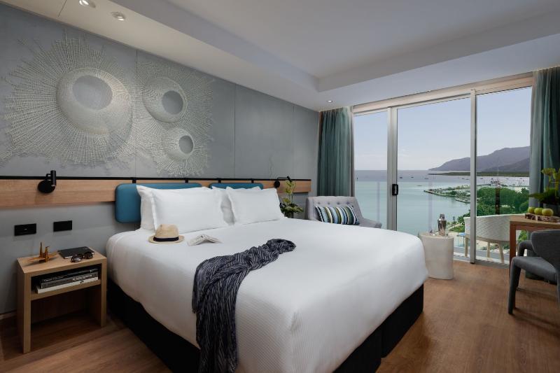 Hotel Crystalbrook Flynn Cairns Exterior foto Deluxe Sea View Room